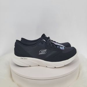 SKECHERS D'LUX COMFORT WOMENS